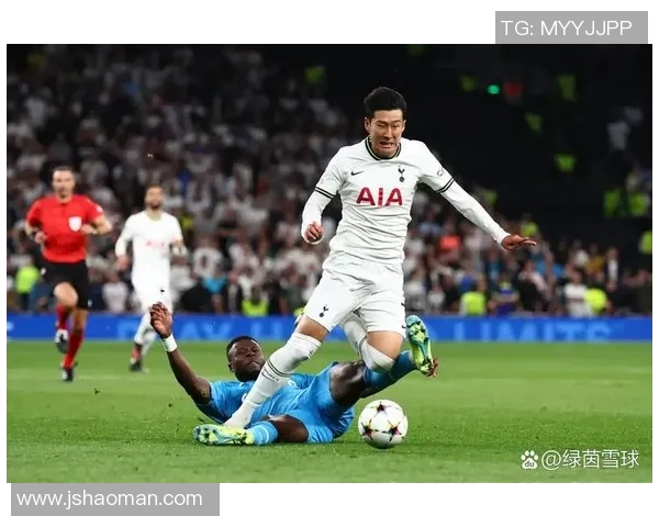 英超球队纷纷开始备战新赛季，热刺外租乔哈特坚定信心迎战强敌